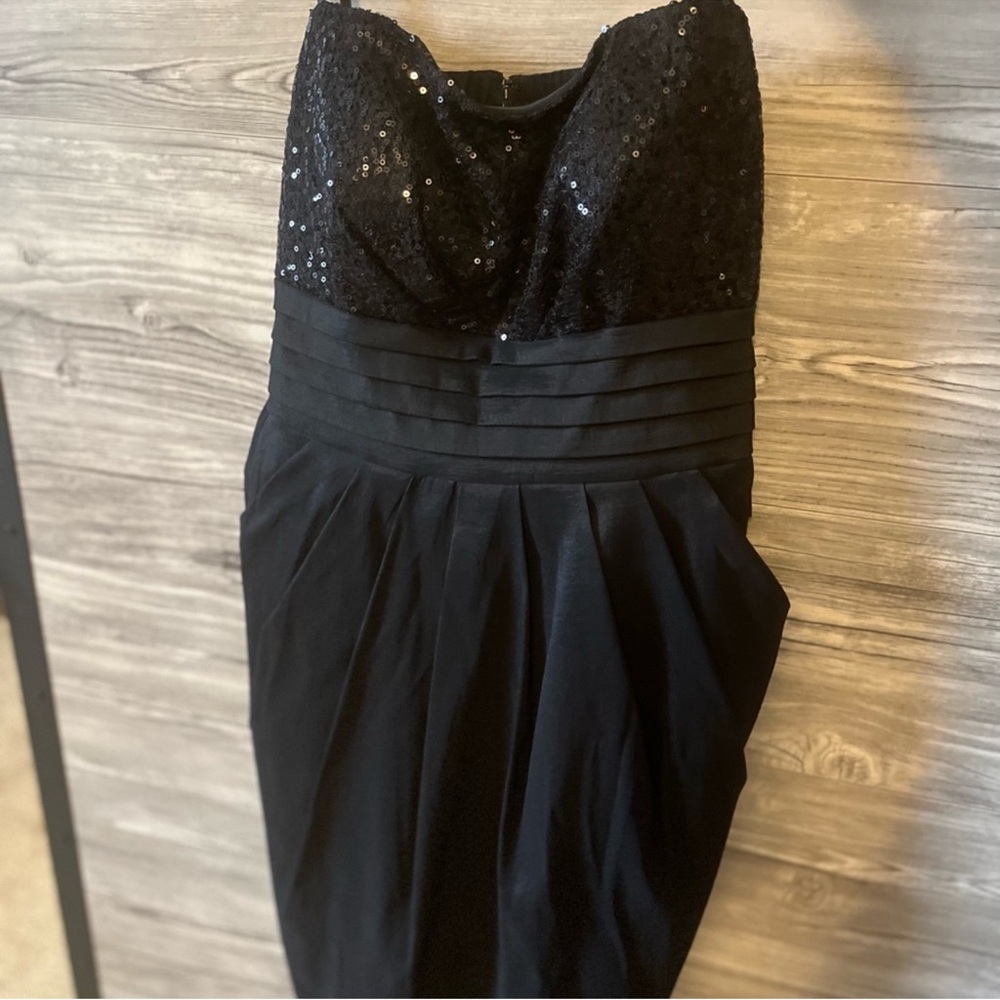 Elegant Black Strapless Dress